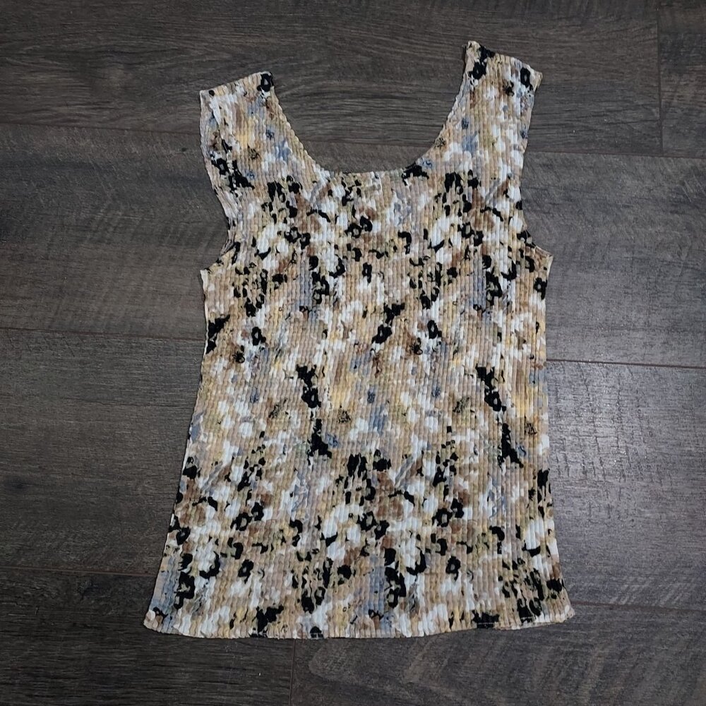 Nicola Woman Sheer Blouse with Ruffled Sleeves and Crinkle Tank Set Small - Picture 2 of 10